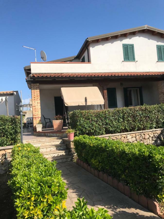 Villa Salvatrice Lido di Noto Exteriör bild